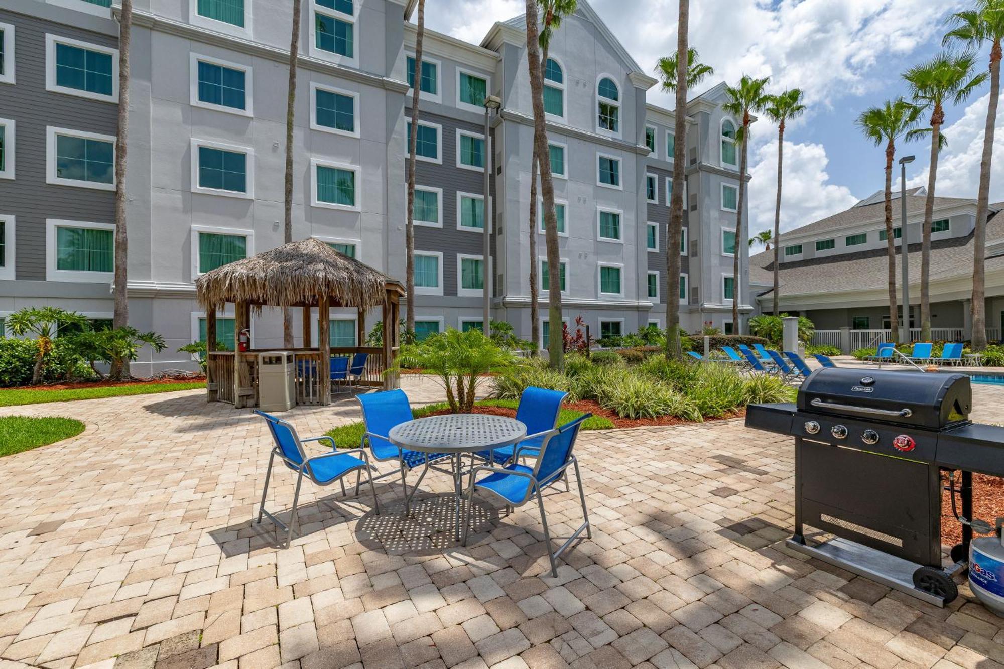 Apartment Family About 9 Mi To Magic Kingdom! Orlando