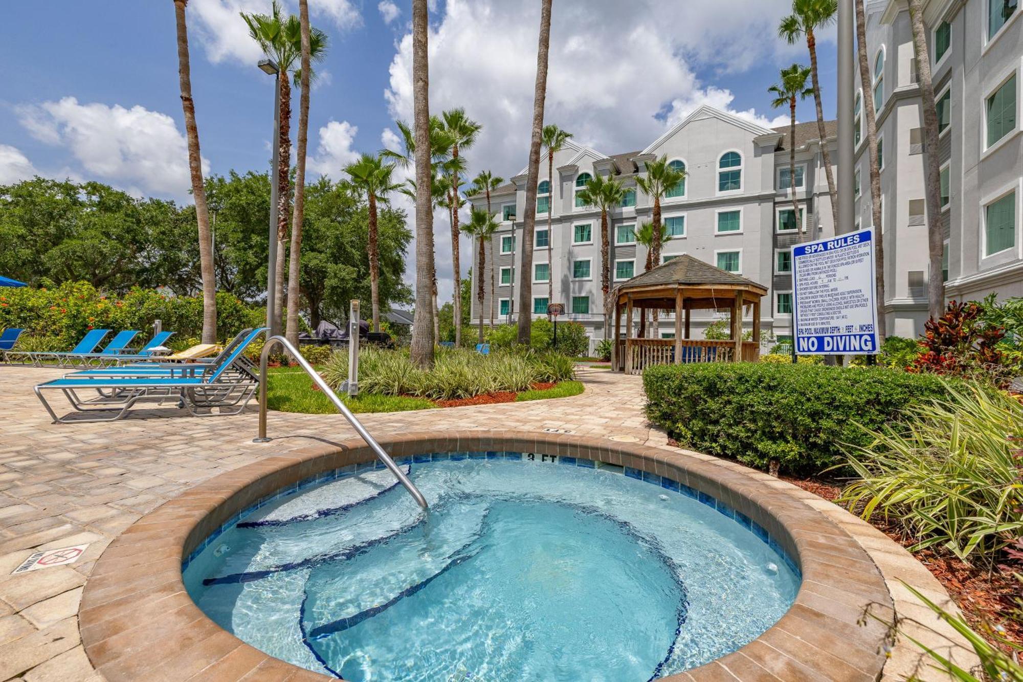 Family About 9 Mi To Magic Kingdom! Apartment